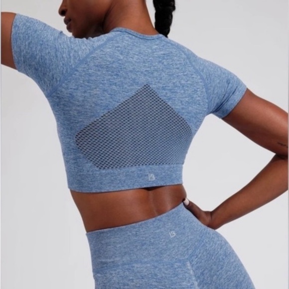 BuffBunny Recharge Seamless Crop Top (Atlantic) - Picture 2 of 4